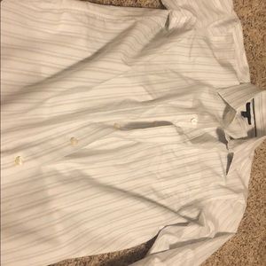 L non iron slim fit 16 16.5 Banana Republic
